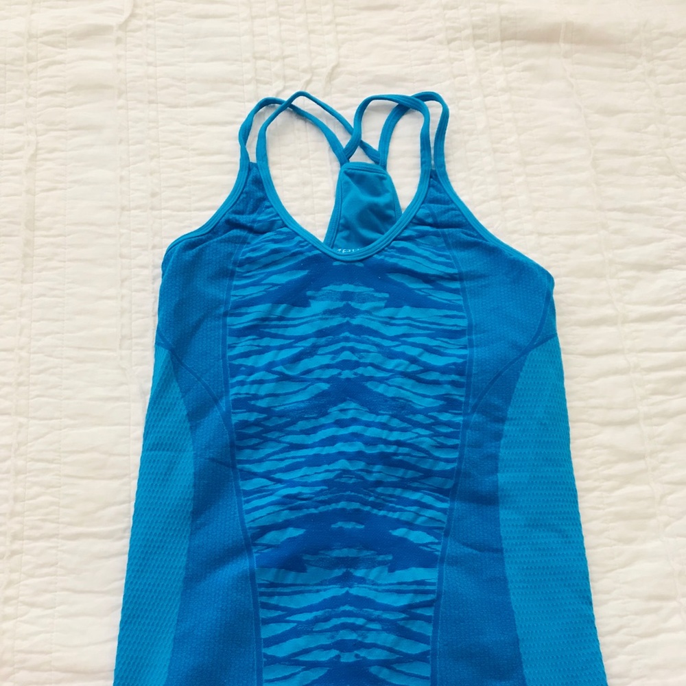 💙Zella Strappy Lined Athletic Tank Top